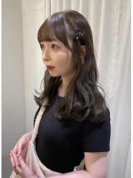 メルシー(merci.) オリーブベージュカラー