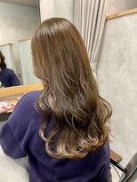 クラン 岡本(Chlan)&nbsp;オリーブベージュ×ゆるふわ韓国風巻きスタイル