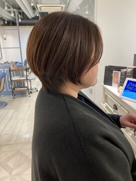 シェノン 赤羽店(CHAINON) 似合わせカットマッシュショートボブ前髪長めアッシュカラー