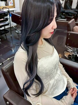 ミシェリー 新宿店(misherry) ブルーブラック×グレージュインナーカラー前髪なし顔周り