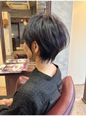 黒髪も可愛いボリュームアップショート
