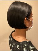 黒ミニボブ