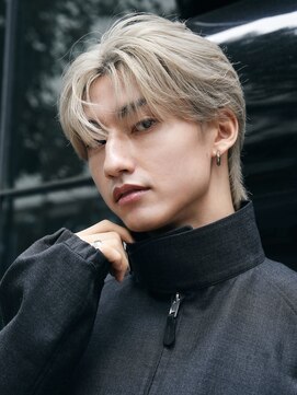 サンクマーケット 渋谷(cinq MARKET) 韓国風センターパートミルクティーベージュカラーハイトーン渋谷