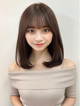 アフロート トウキョウ(AFLOAT TOKYO) 小顔ぱっつん前髪顔まわりミディアムレイヤーワンカール