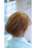 イエローベージュな丸みのあるボブ106