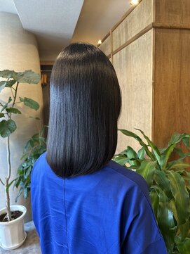 トゥーリ 大野城下大利店(tuuli) ツヤと柔らかさを叶える美髪ミディアム