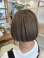 アン(an)&nbsp;ミニボブ×透明感◎イルミナムーンライト