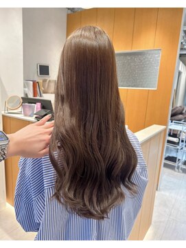 フィーカ(fika) 透け感たっぷりシアーベージュ《wakana》