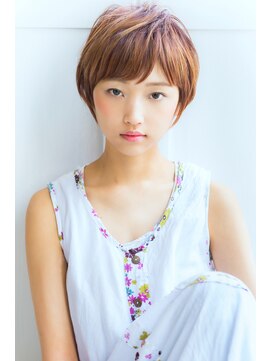 リル 8F 銀座(Rire) 【Rire-リル銀座-】小顔♪黄金バランスショート