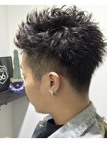 ヘアアンドメイク ロクロク(hair&make ROKUROKU) 【MEN'S】２ブロックショート
