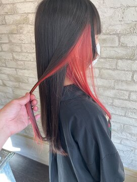 アン ココン(un.cocon) 【un.cocon吉祥寺】 インナーカラー レッド♪