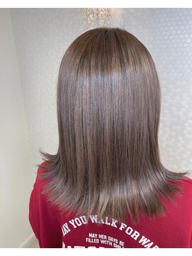 ヘアーアンドメイク ドレス(DRESS) 大人気ベージュカラー