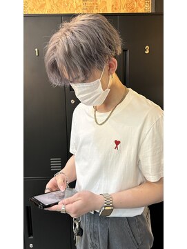 チャプター 問屋町(chapter) ケアブリーチホワイトグレージュセンターパートメンズカット韓国