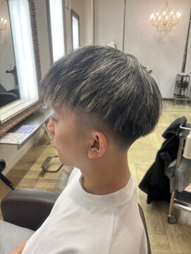 コワファースト 大分(COIFF1RST) フェード刈り上げメッシュキャップカラー