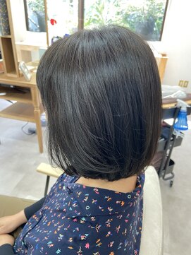 ロッコ 船橋駅(Rocco) 寒色系大人ボブ