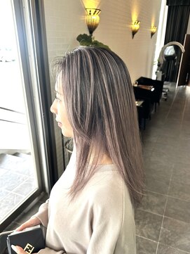 ミルクボーイ(milk boy) バレイヤージュ