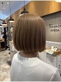 ミルクティーベージュ