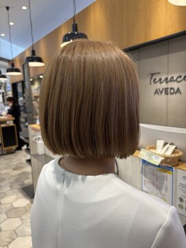テラス アヴェダ ららぽーとエキスポシティー店(Terrace AVEDA) ミルクティーベージュ