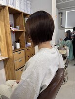 リリ(LILI)&nbsp;ショートボブ