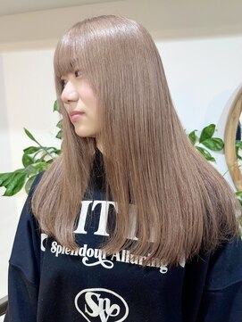 サンク 原宿 表参道(cinq) ヘーゼルベージュピンクベージュハッシュカットレイヤーボブ韓国