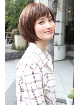 レウナ 外苑前(Reuna) 丸みが可愛いナチュラル小顔ショート