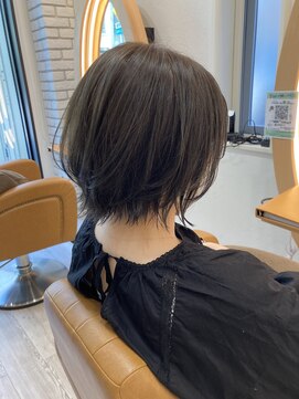 アドラーブル けやき通り店(adorable) グレージュカラー【くびれボブ】10代20代30代