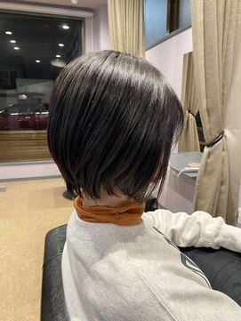 クム(QUMU) ショート×グレージュ