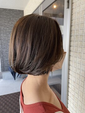 ヘアサロン アプリ(hair salon APPLI) 丸みミニボブ