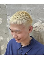 アカ(ACA)&nbsp;メンズマッシュショートハイトーンカラーブリーチカラー札幌大通