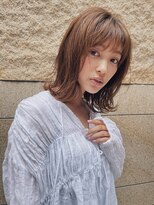 アンサー(answer)&nbsp;外ハネロブ×透明感たっぷりシアーベージュ