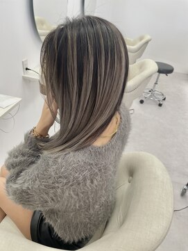 エラ(ELLA) バレイヤージュ