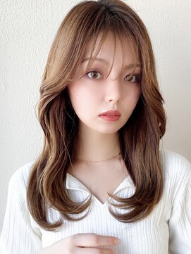 シルクレイ 新宿店(Silk-lei) 薄めバングで韓国ヘア/美髪大人可愛いこなれミディ/新宿
