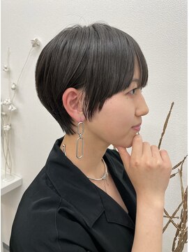エン 吉祥寺(EN) 20代30代40代前下がり耳掛けショートボブ丸みショート◎