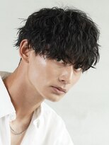 バイフィフス 天神大名(by fifth) ツイストスパイラルパーマ波巻きパーマメンズマッシュウルフ韓国