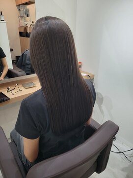 アトレ(attrait) ロング×グレージュ