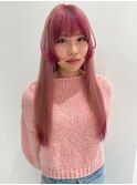 ハイトーンブリーチピンクベージュ裾カラー姫カット