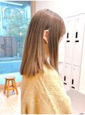 Say.ミディアムボブホワイトグレージュミニウルフ細めハイライト