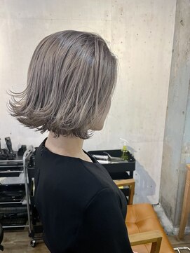 アラモア 練馬(Alamoa) 透明感カラー×プラチナシルバー