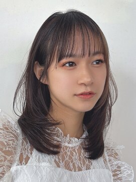 大人かわいい耳かけレイヤー