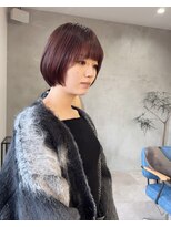 ヌール(Nuru) ボルドーショート