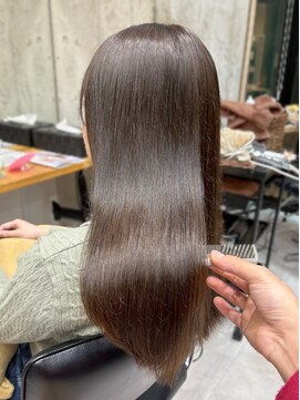 ディーエックス ウエスト(Dxxxx WEST) グレージュカラー/顔周りカット/レイヤーカット/イルミナカラー