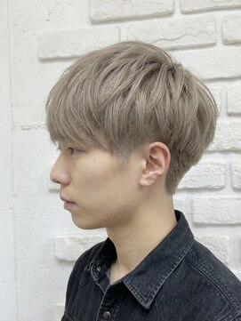 ビランチェ 池袋(bilancia) ミルクティーベージュアクティブショート刈り上げマッシュ池袋