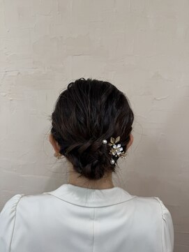 メゾンドムニ 恵比寿(Maison de MUNi) ふんわりアップ