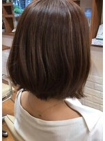 スローリー(slowly) 【slowly】 バッサリカットショート