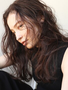 スクリーンギンザメゾン 銀座(SCREEN GINZA MAISON.) 黒髪カタログ/クラゲヘアー/オリーブグレー/銀座