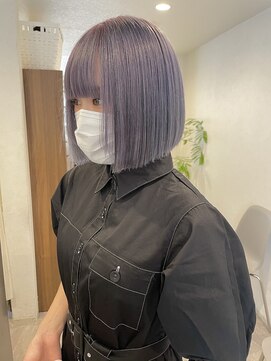 サミット ウル(SUMMIT ulu.) 【ulu  yui】　ペールラベンダー　ぷつっとボブスタイル