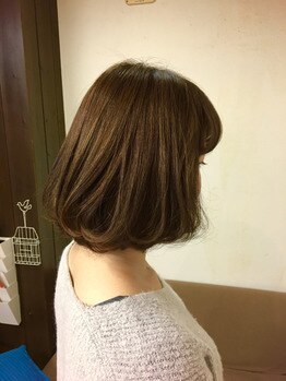 ヘアーサクラ(Hair SAKURA)の写真/【明石駅徒歩5分】毎日頑張る女性に*くつろぎのプライベート空間と丁寧な接客で癒しのサロンタイムを