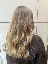 ロンドルーチェ 心斎橋(Lond luce)&nbsp;ダークアッシュ/ミディアムレイヤーカット［髪質改善/縮毛矯正］
