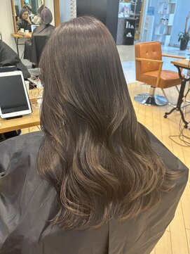 ユニ バイ マグ 長野店(Uni.by Mag) 10代20代30代大人かわいい小顔韓国へア艶感オリーブグレージュ