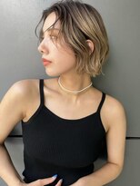 トルネード(TORNADO)&nbsp;海外ヘア ハイライトバレイヤージュ プラチナベージュボブ A0930